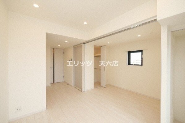 シーズンフラッツ梅田NORTHの物件内観写真